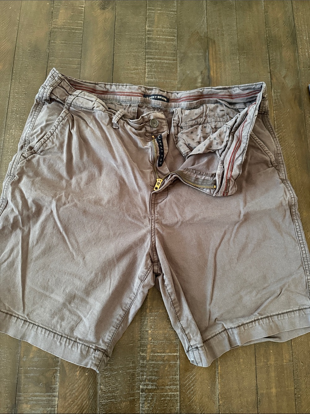Lucky Brand Men's Taupe Flat-Front Shorts